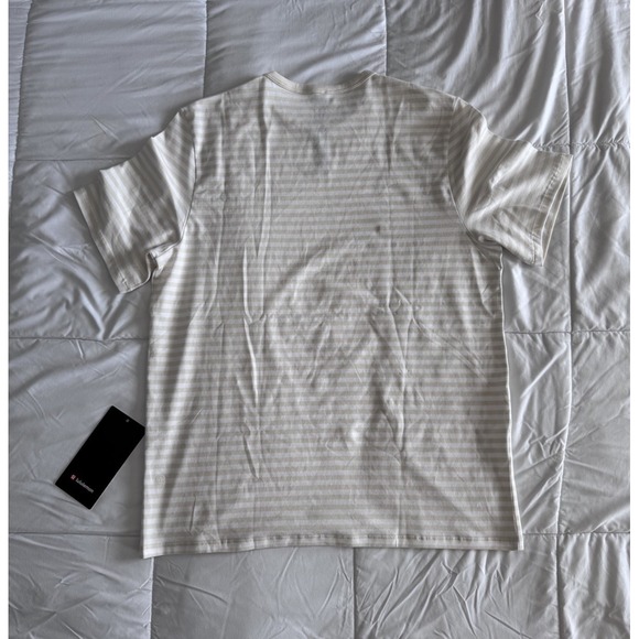 New Lululemon Organic Cotton Classic Fit T-Shirt Size Medium Beige & White - Picture 6 of 7